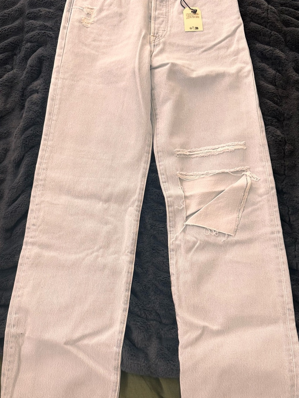 Levi’s Light blue ribcage Straight Leg Ripped Jeans